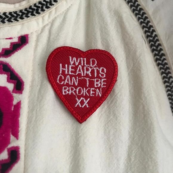 Embroidered Patch Heart Wild Hearts Can't Be Broken - Picture 3 of 6